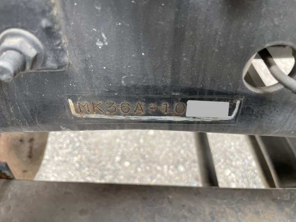 UDトラックス 中型ワイド コンドル クレーン３段 PB-MK36A