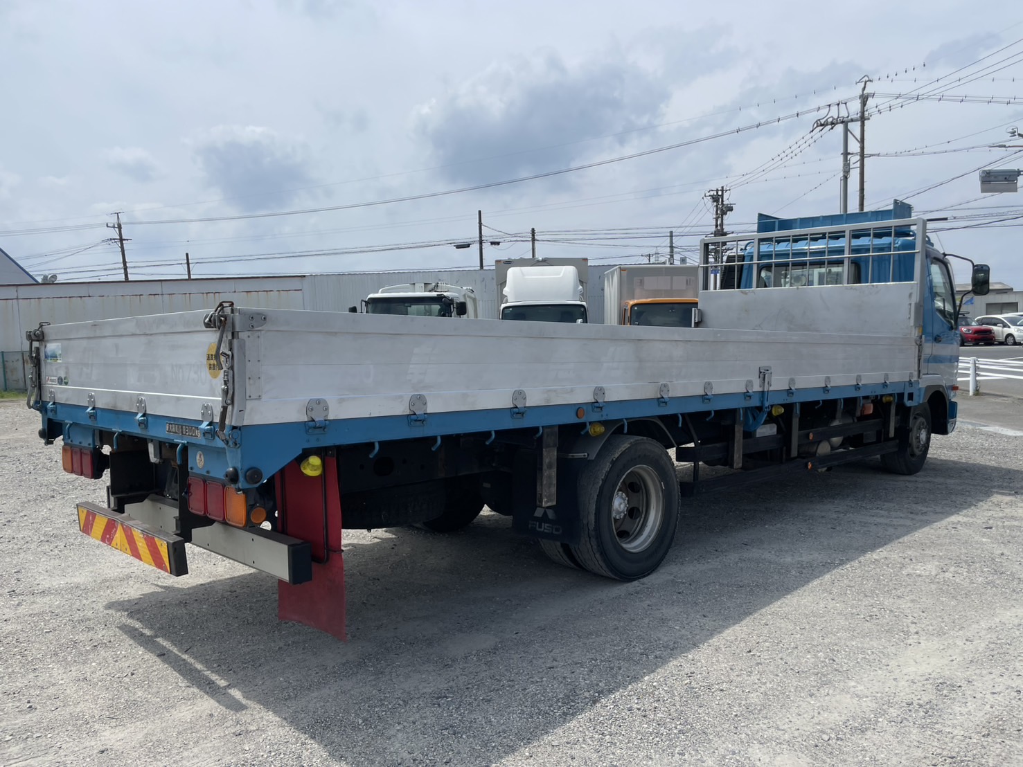 三菱 中型増トンワイド ファイター 平ボディ LKG-FK72FZ