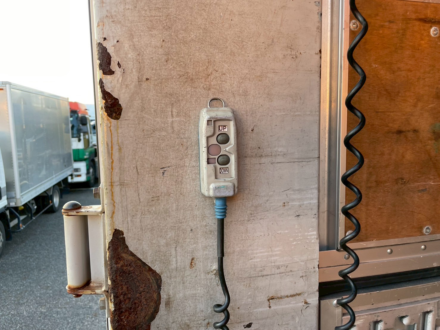 三菱 10t超  アルミウィング LKG-FS54VZ