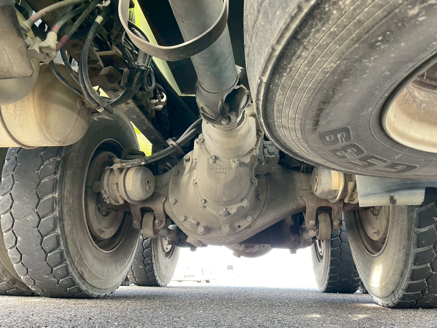 いすゞ 大型 ギガ コンクリートミキサー車 LKG-CXZ77AT