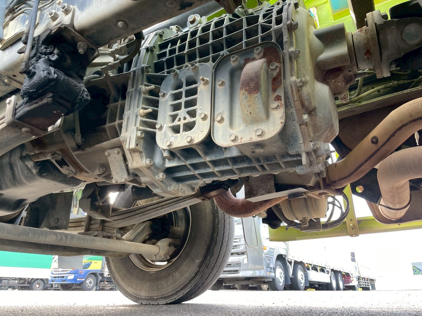 いすゞ 大型 ギガ コンクリートミキサー車 LKG-CXZ77AT