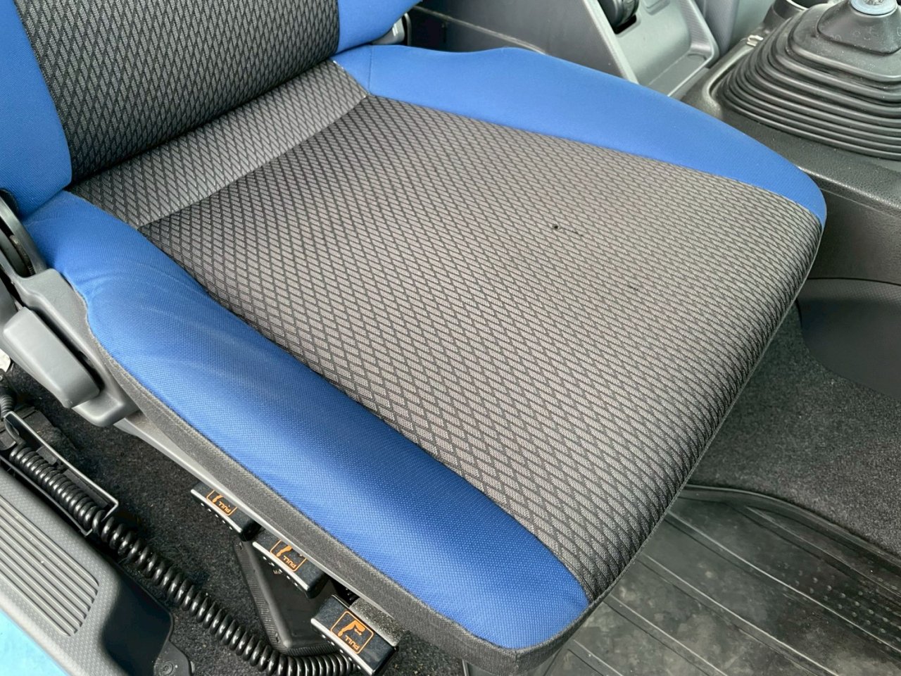 いすゞ 10t超 ギガ Ｓヘッド QKG-EXD52BD