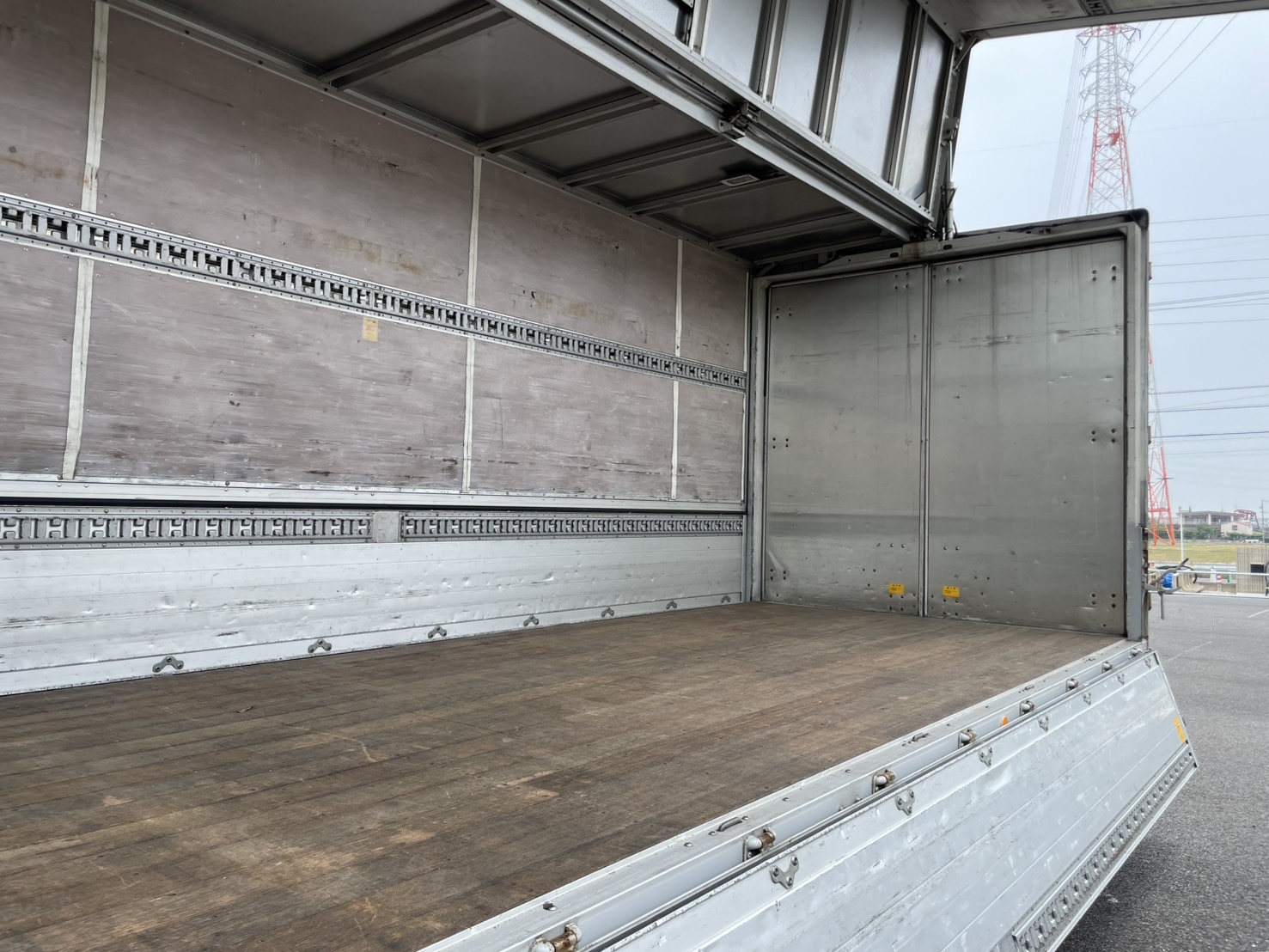 三菱 中型ワイド ファイター アルミウィング TKG-FK71F