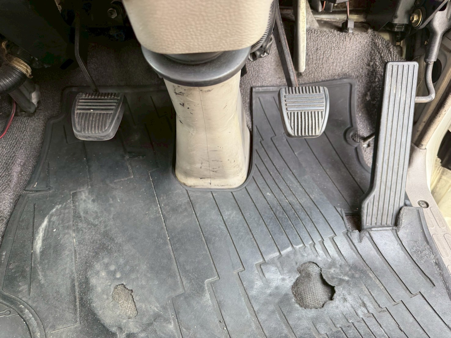 日野 小型ワイド デュトロ キャリアカー KK-XZU421M