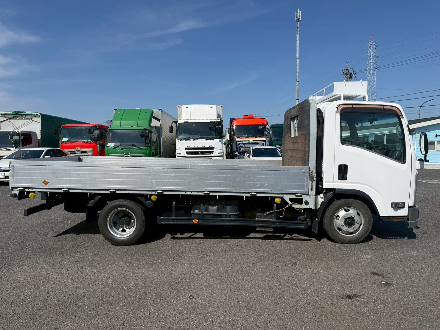 いすゞ 小型ワイド  平ボディ TRG-NPR85AR