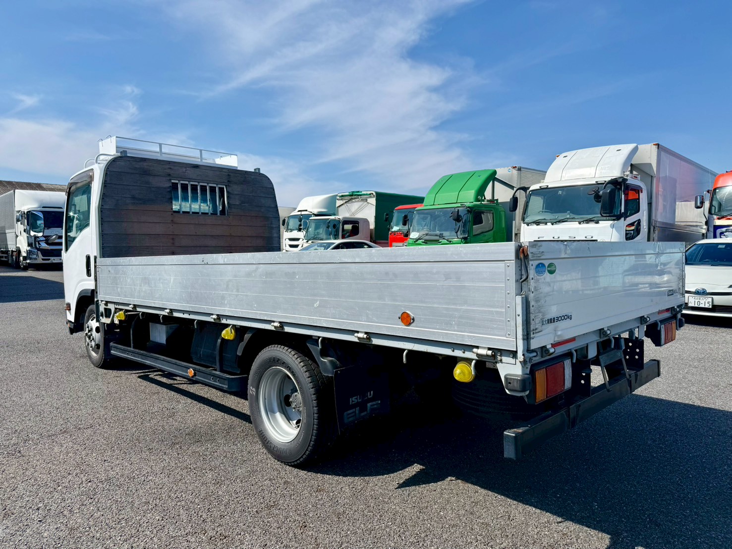 いすゞ 小型ワイド  平ボディ TRG-NPR85AR