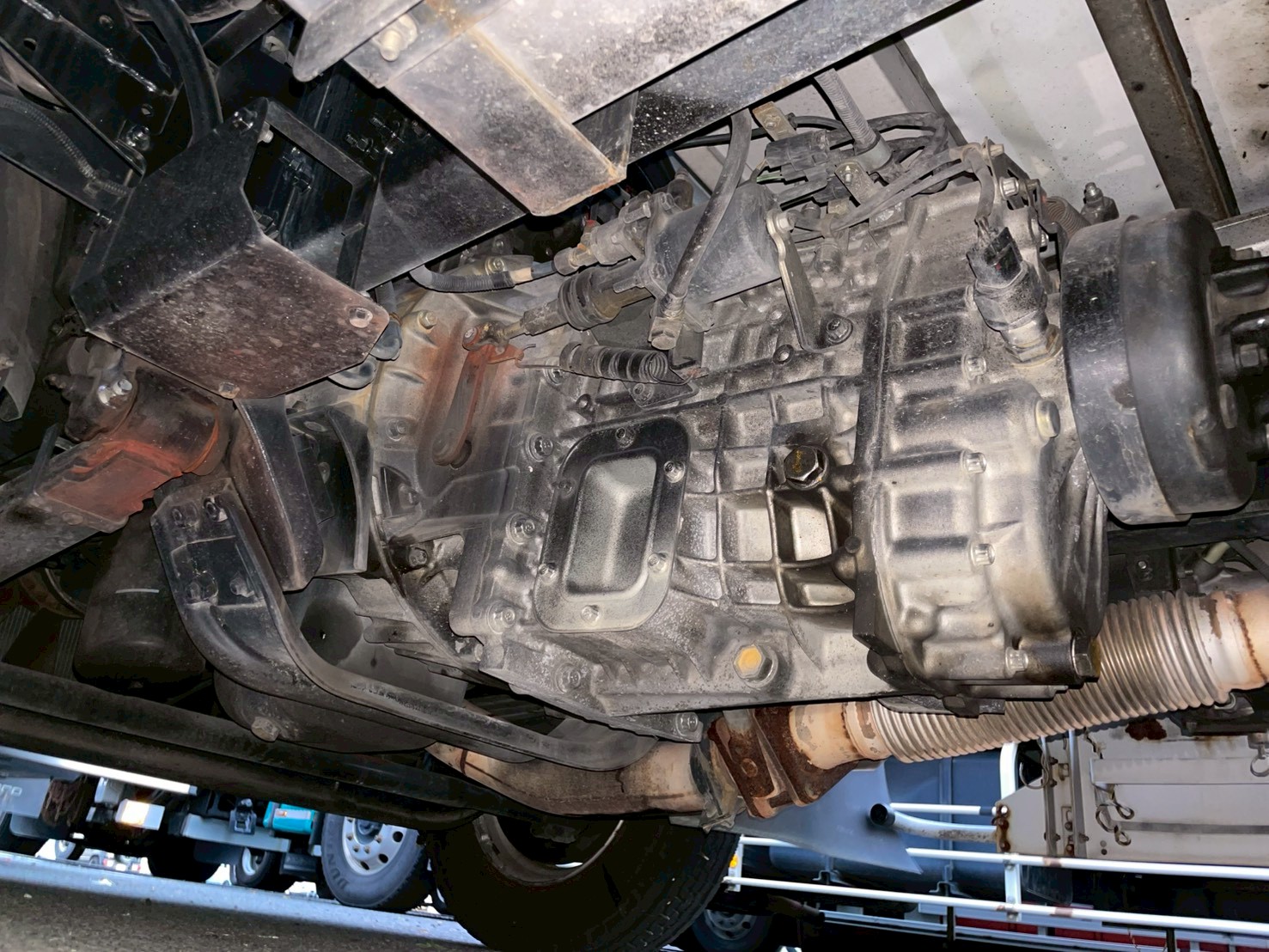 三菱 中型ワイド  アルミウィング PDG-FK71F