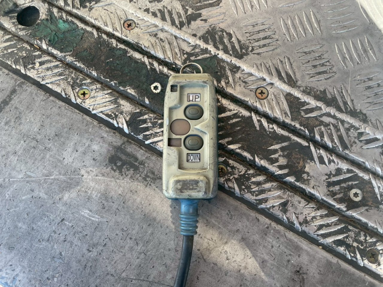 三菱 中型ワイド  アルミウィング PDG-FK71F