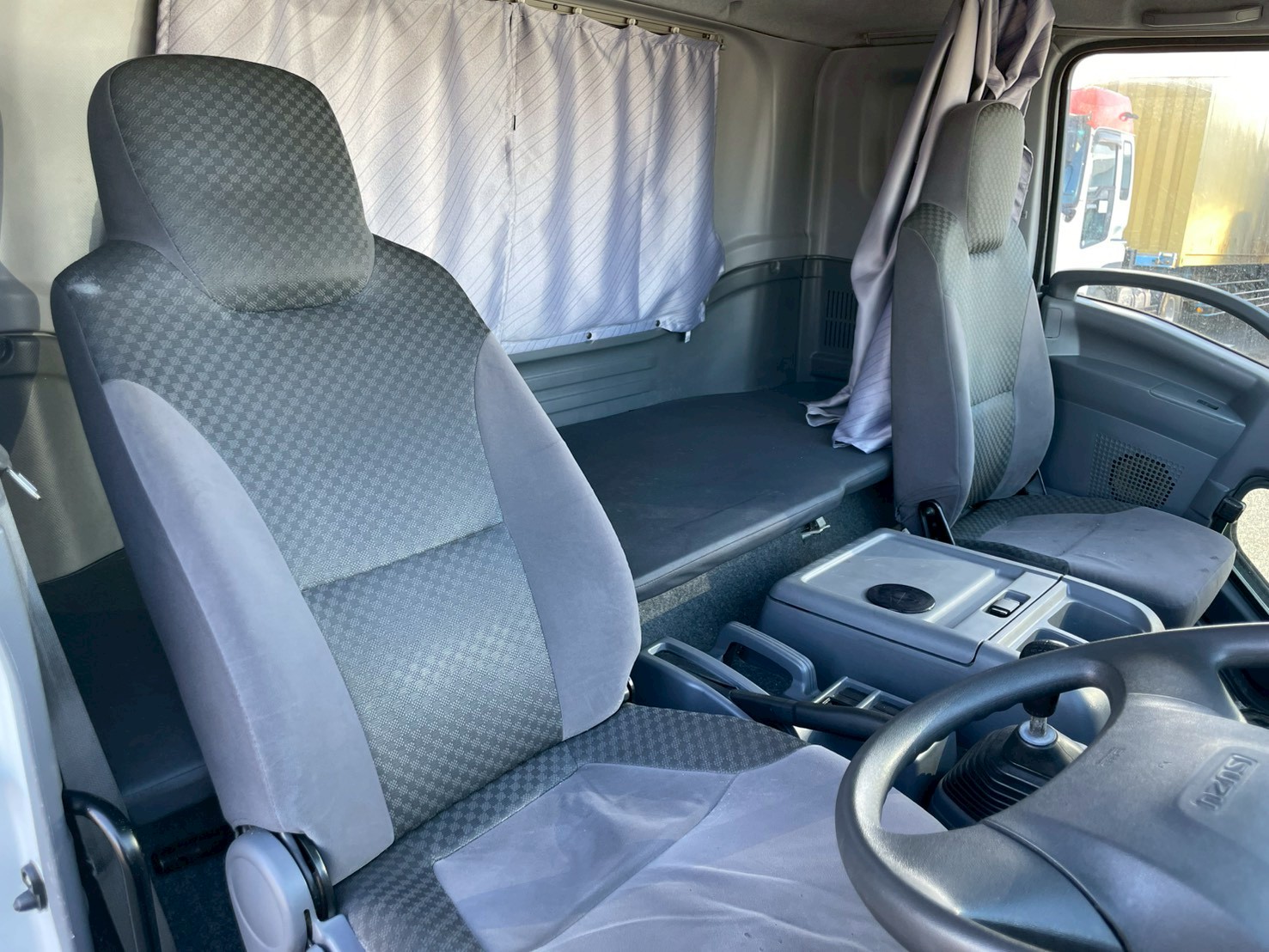 いすゞ 中型増トンワイド  アルミウィング SPG-FSR90S2