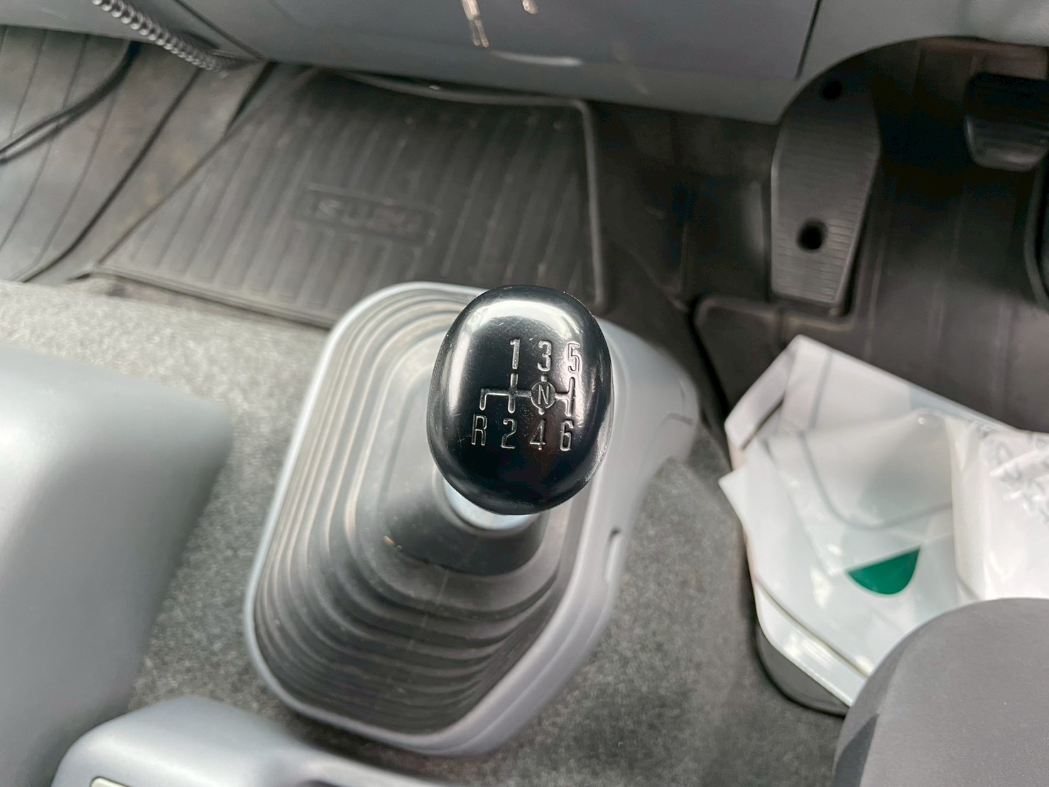 いすゞ 中型増トンワイド  クレーン４段 QKG-FTR34S2