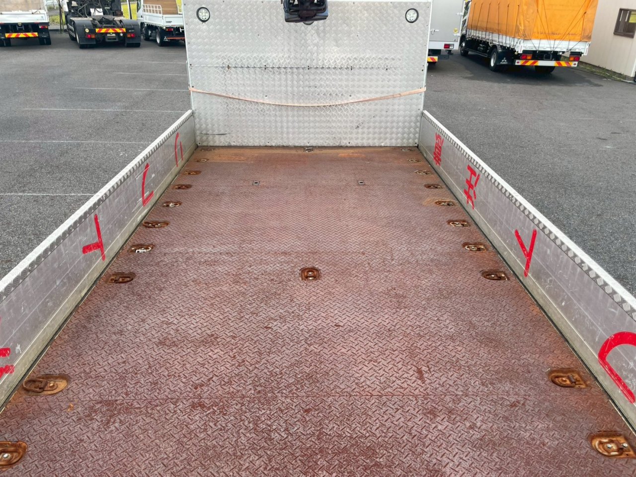 いすゞ 中型増トンワイド  クレーン４段 QKG-FTR34S2