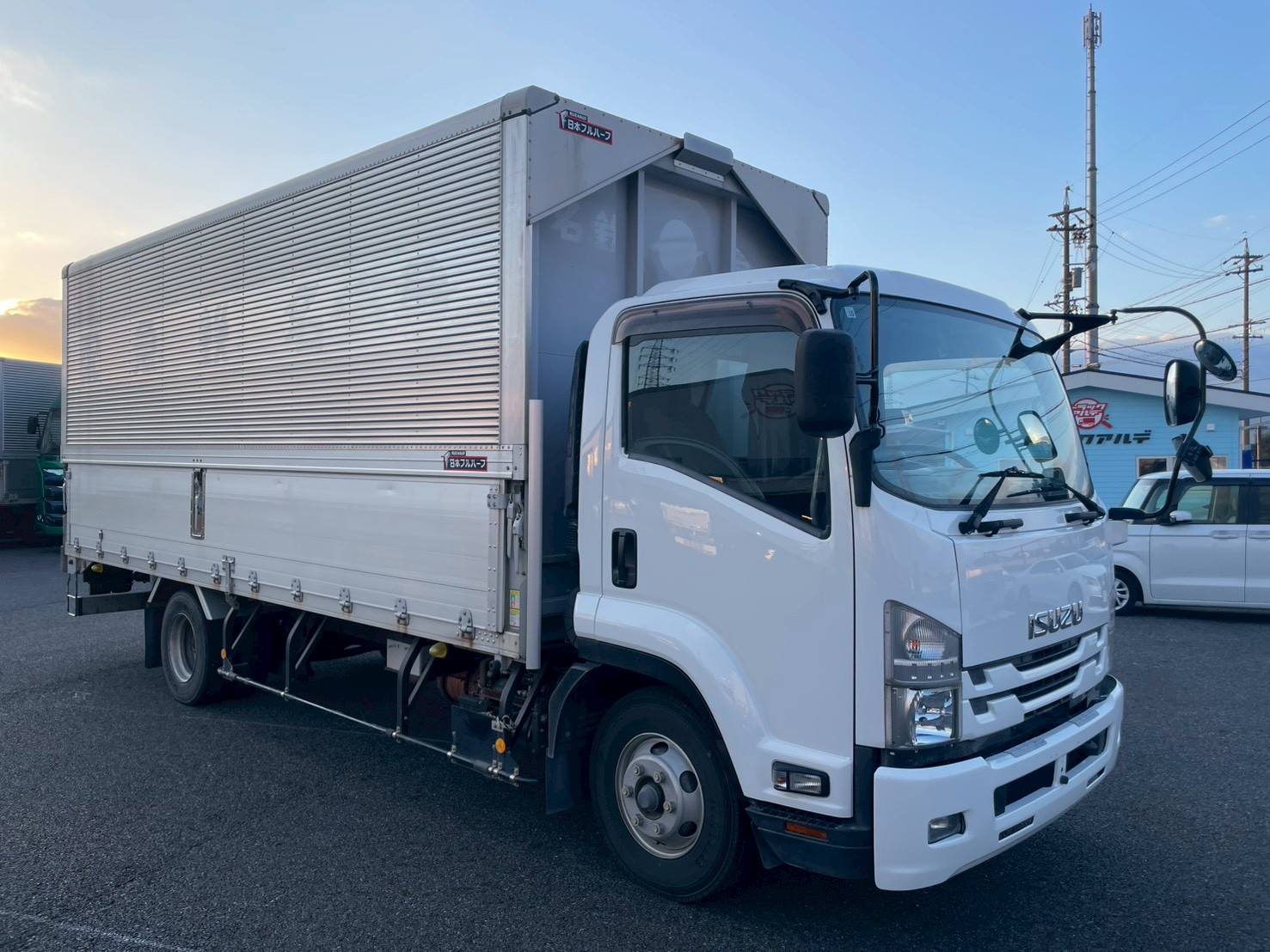 いすゞ 中型標準  アルミウィング TKG-FRR90T2