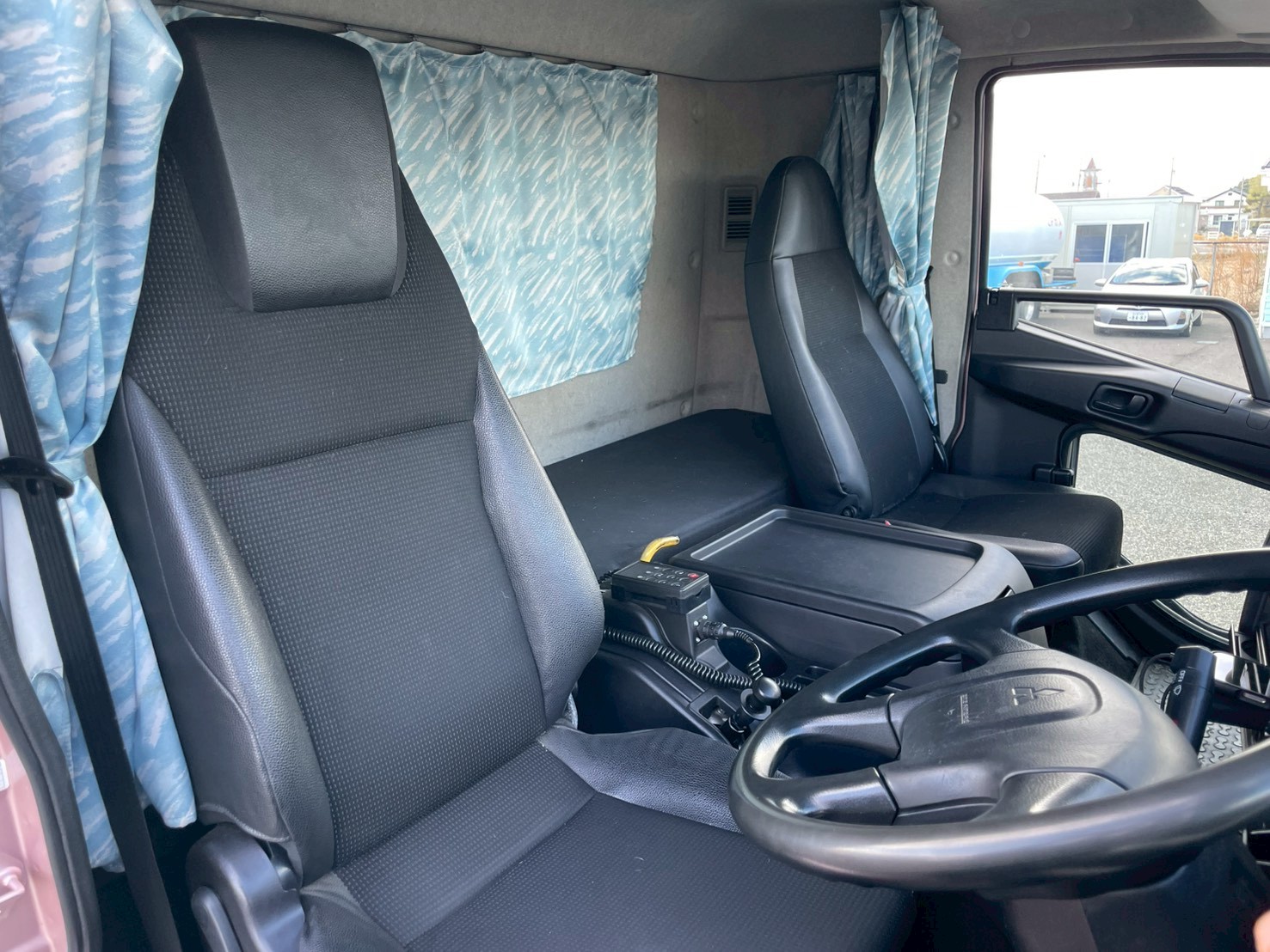 三菱 中型増トンワイド ファイター ホロウイング 2KG-FK65FZ