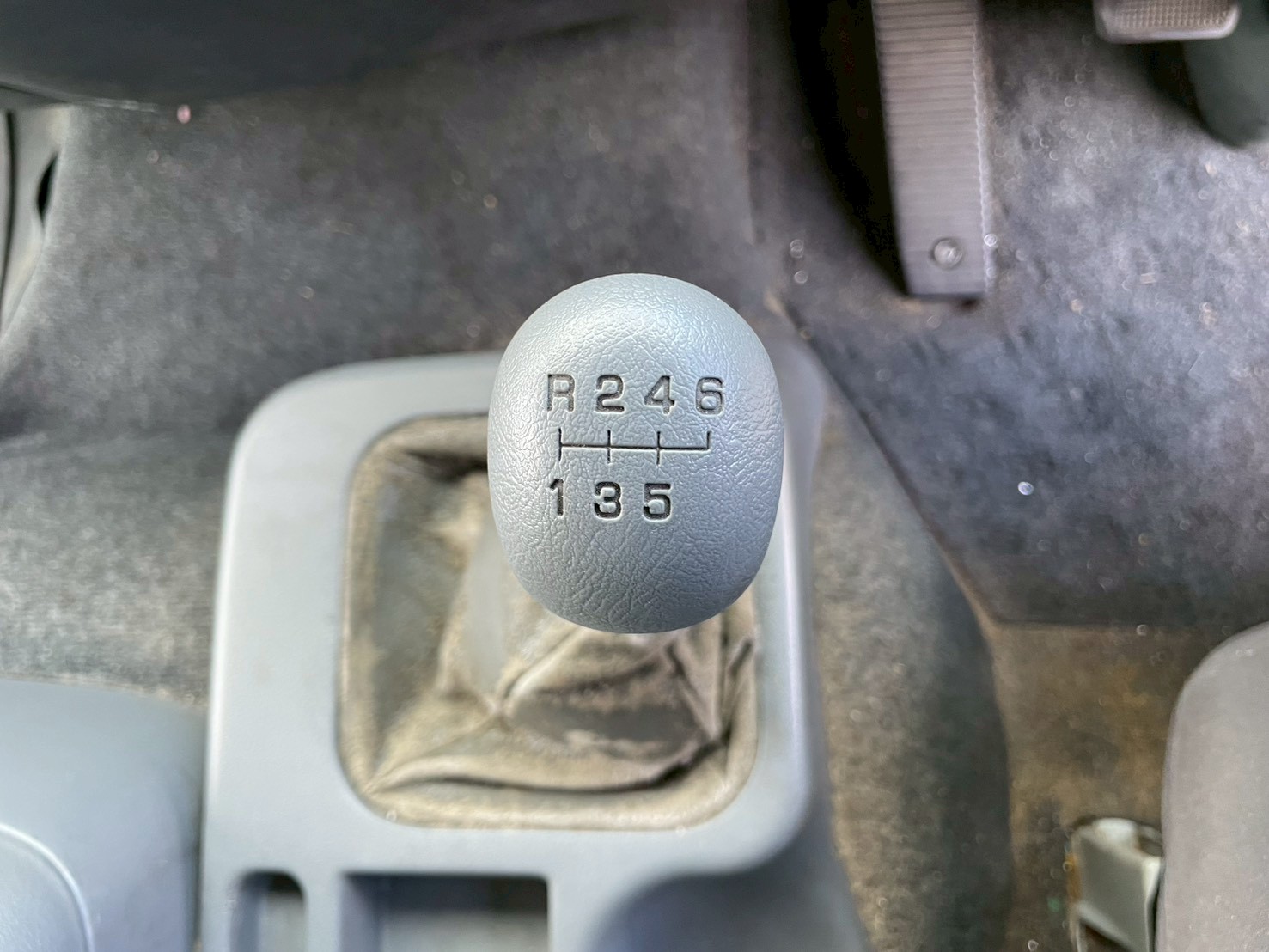 三菱 中型ワイド  平ボディ TKG-FK61F