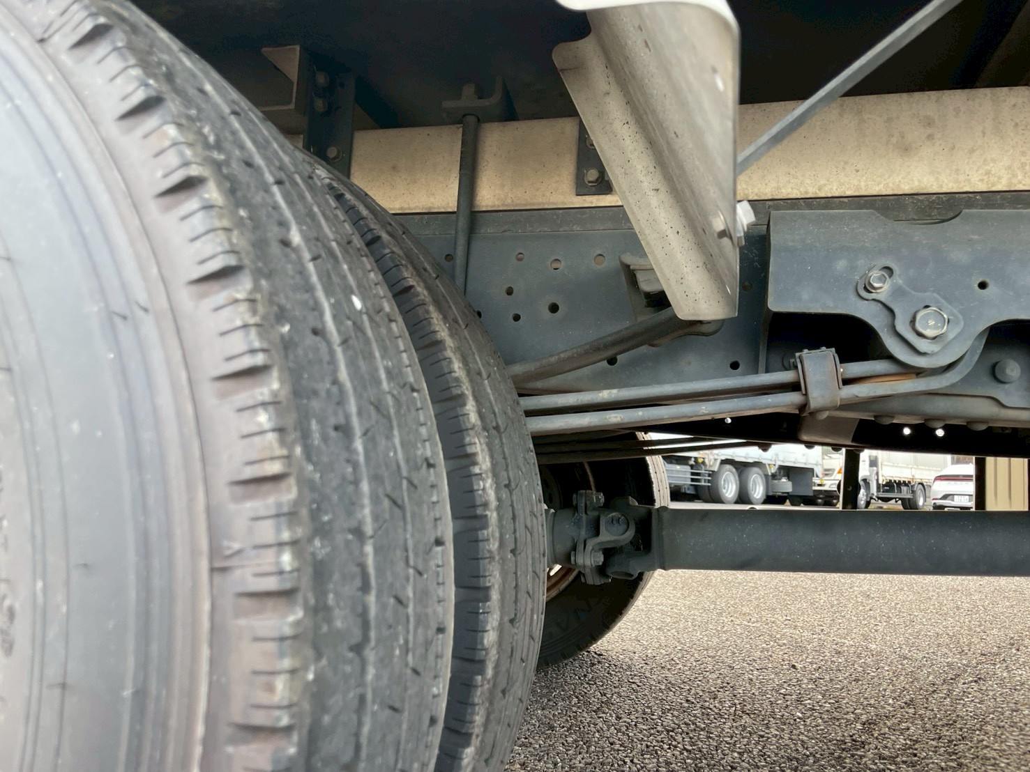 日野 小型ワイド デュトロ バン TKG-XZC710M