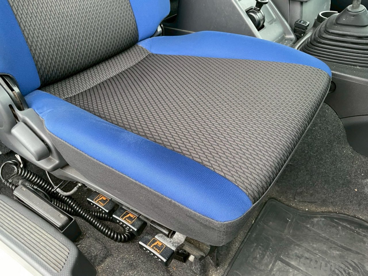 いすゞ 10t超 ギガ アルミウィング 2PG-CYJ77C