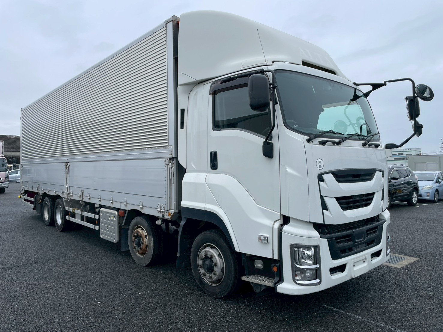 いすゞ 10t超 ギガ アルミウィング 2PG-CYJ77C