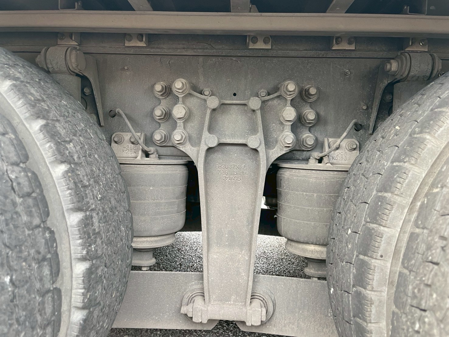 いすゞ 10t超 ギガ アルミウィング 2PG-CYJ77CA