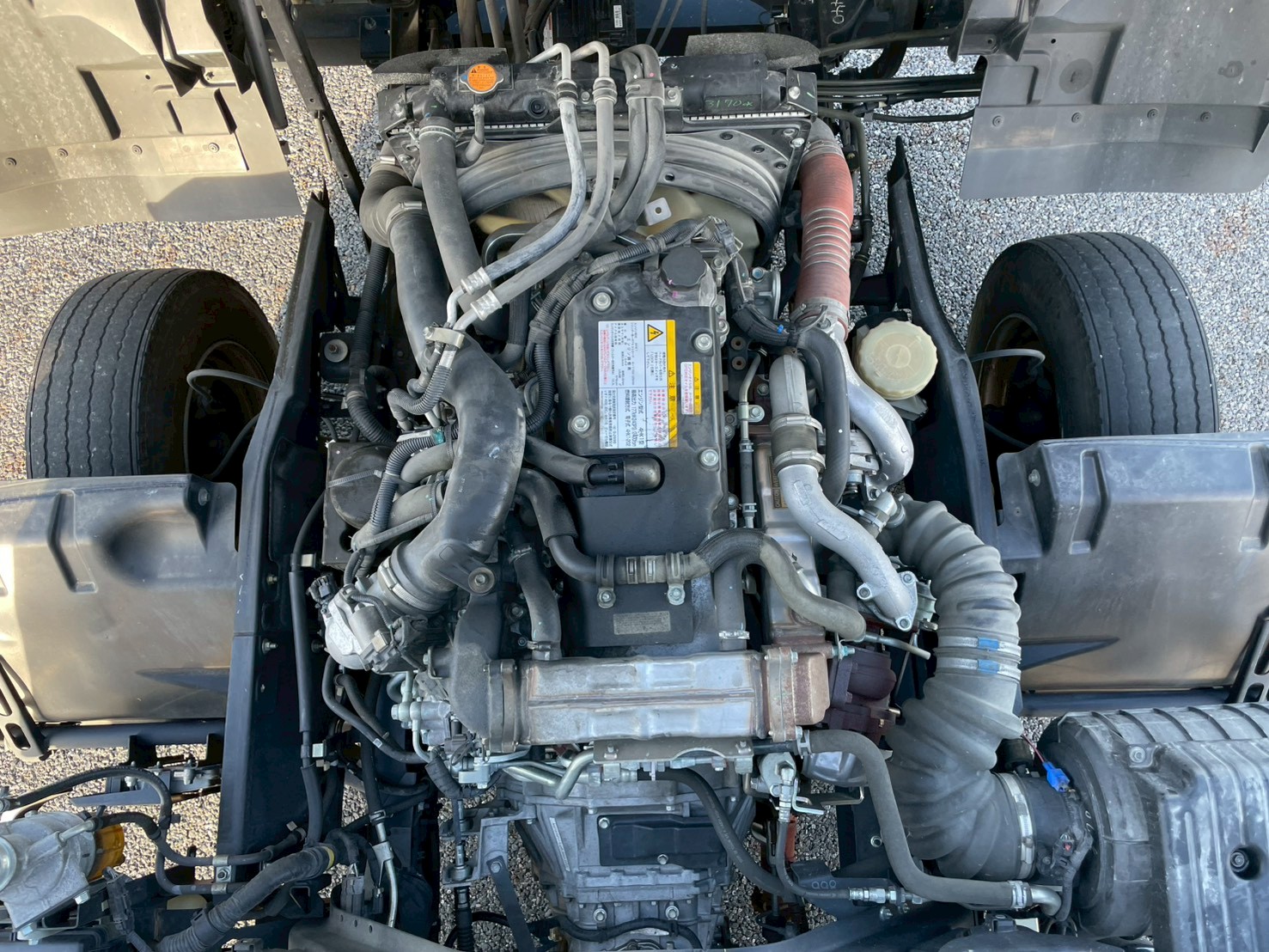 いすゞ 中型ワイド  アルミウィング 2RG-FRR90T2