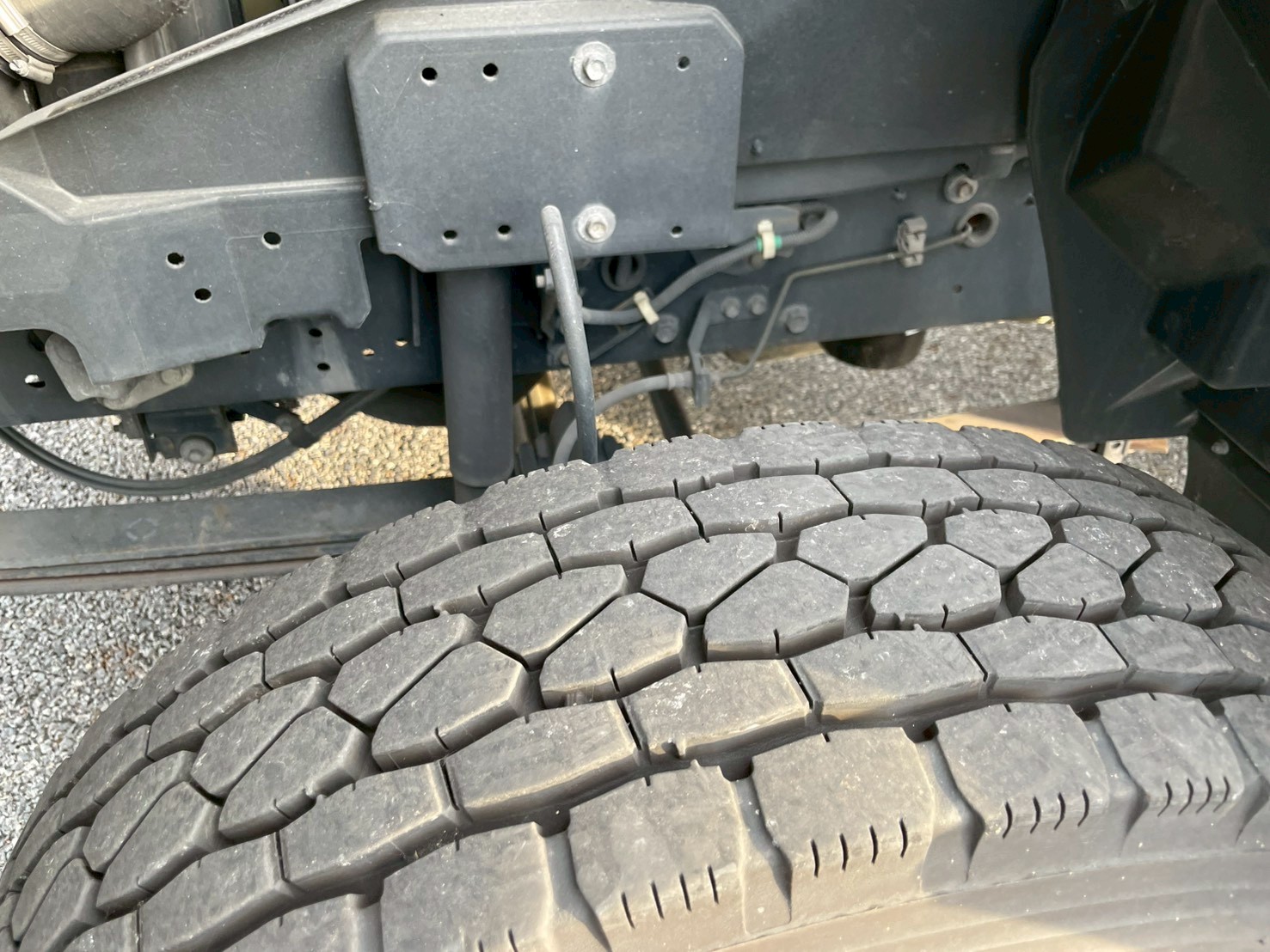 いすゞ 中型ワイド  冷凍車 TKG-FRR90T2