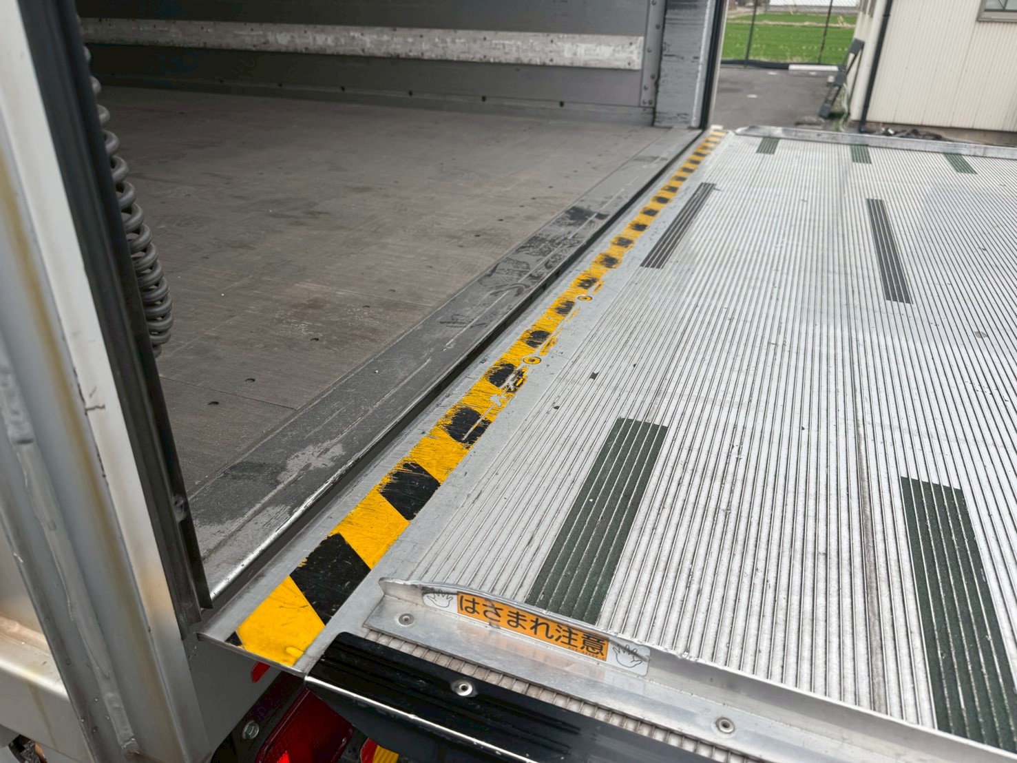 三菱 中型増トンワイド ファイター アルミウィング TKG-FK72FY