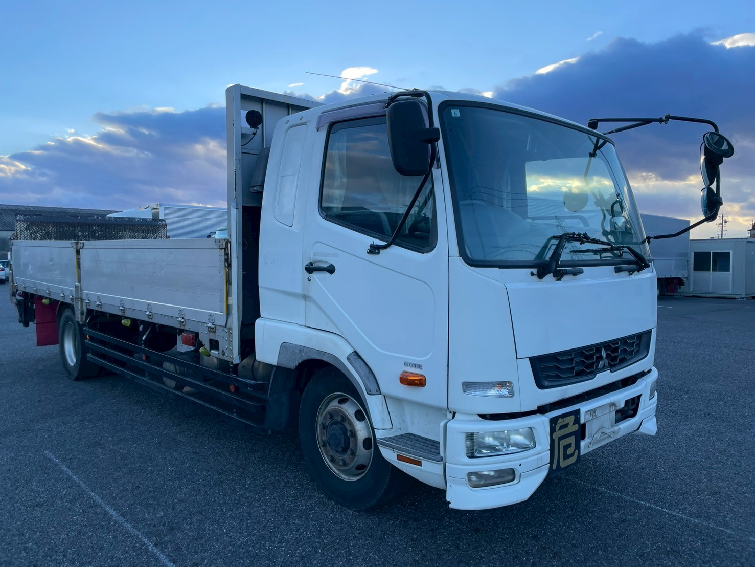 三菱 中型増トンワイド  平ボディ LKG-FK65FZ