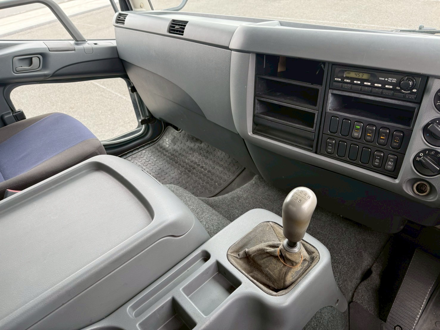 三菱 中型ワイド  アルミウィング TKG-FK61F