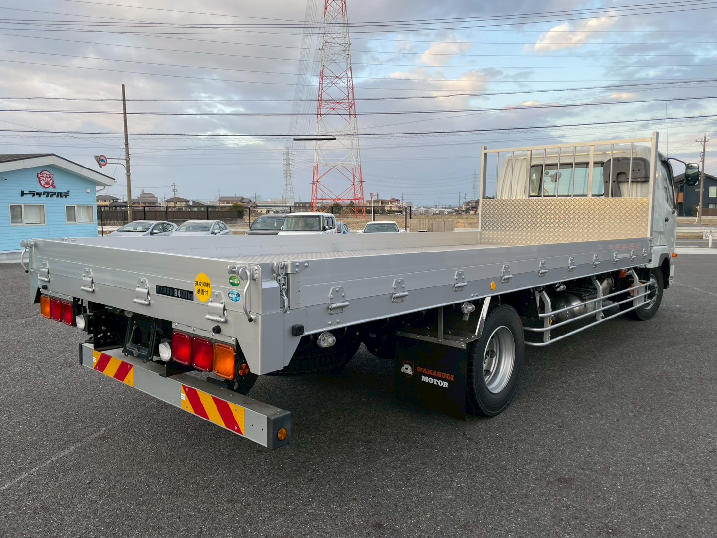 三菱 中型増トンワイド  平ボディ 2KG-FK62FZ