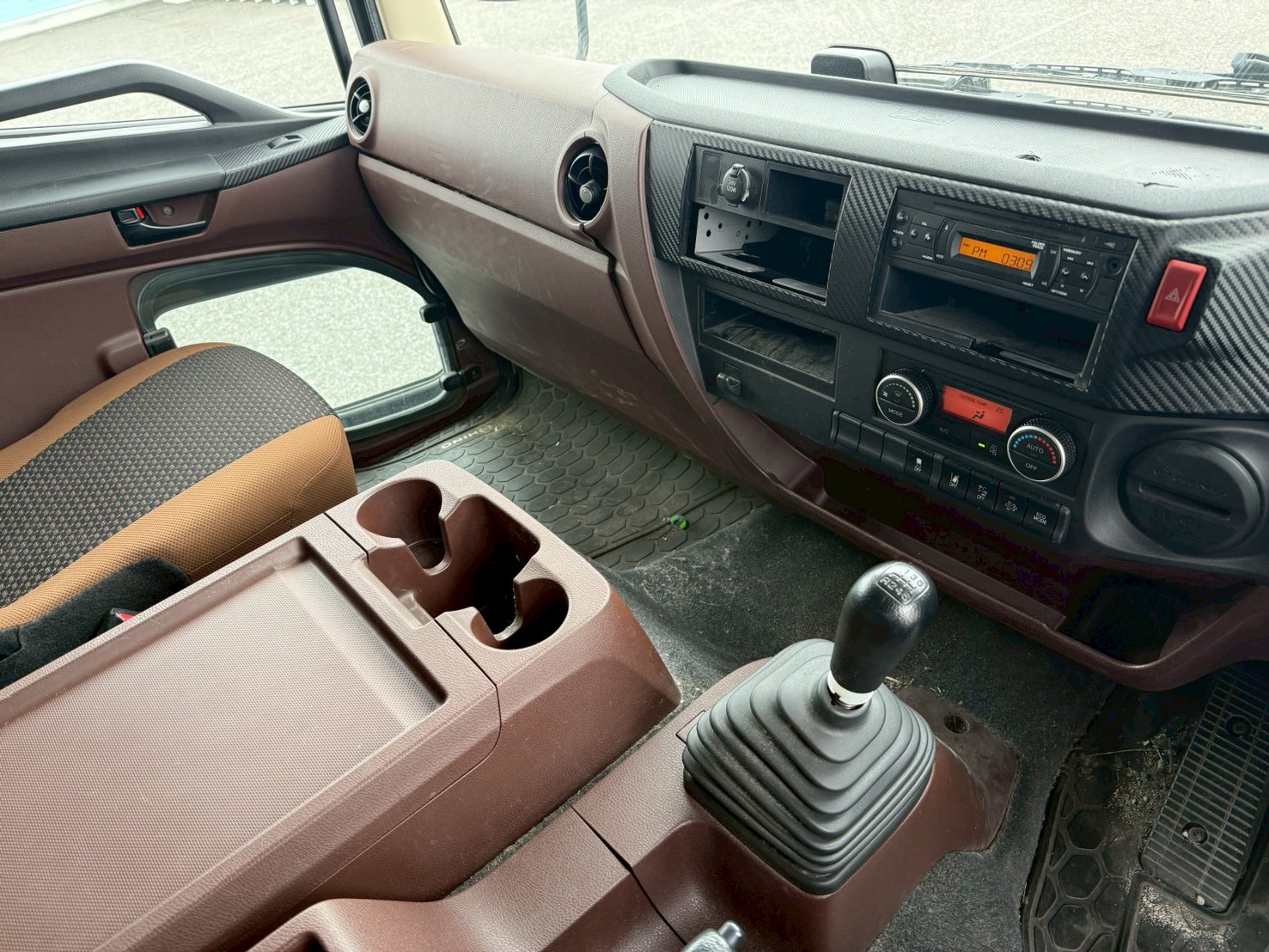 日野 中型ワイド  アルミウィング 2KG-FD2ABA