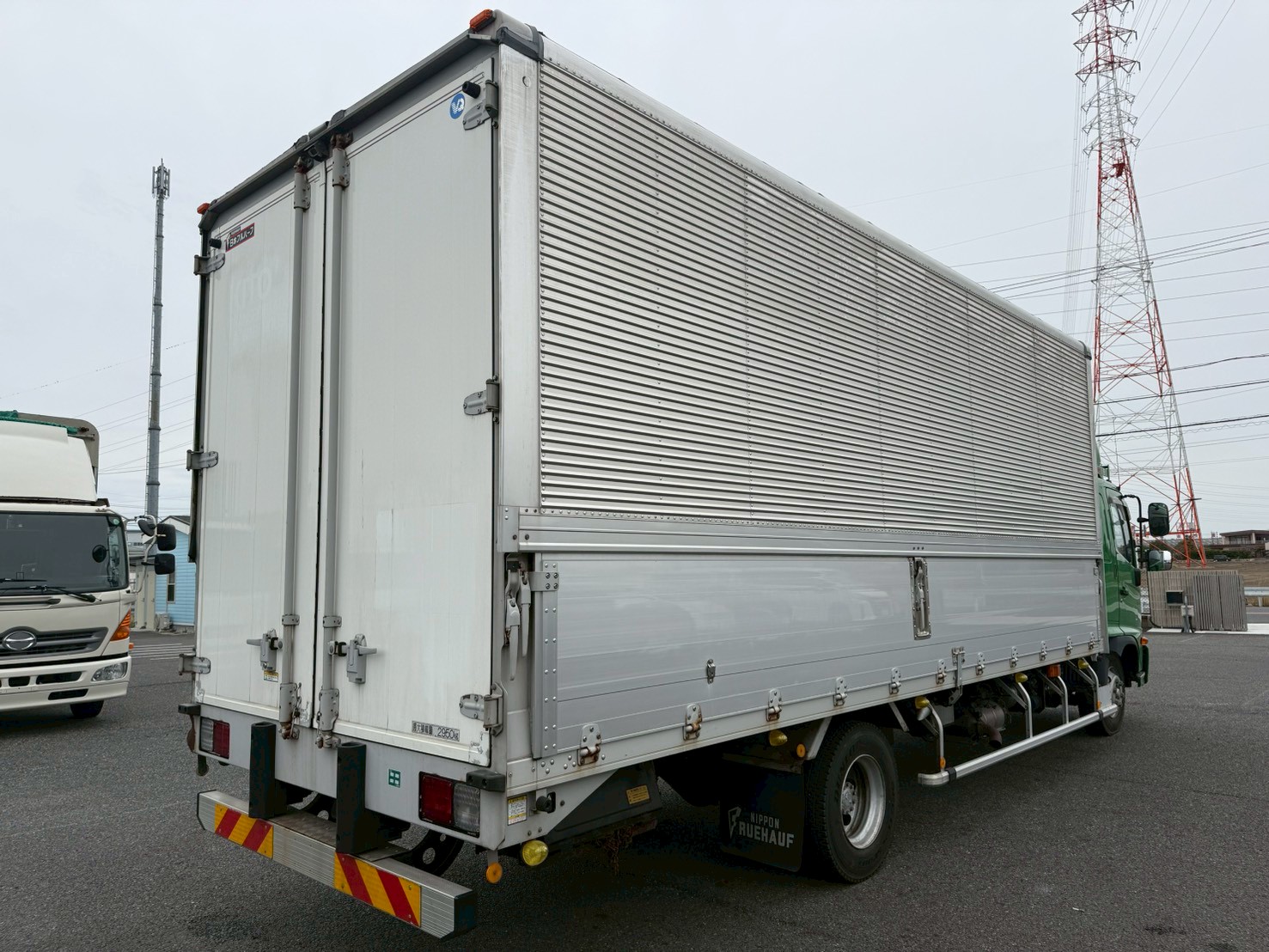 日野 中型ワイド  アルミウィング 2KG-FD2ABA