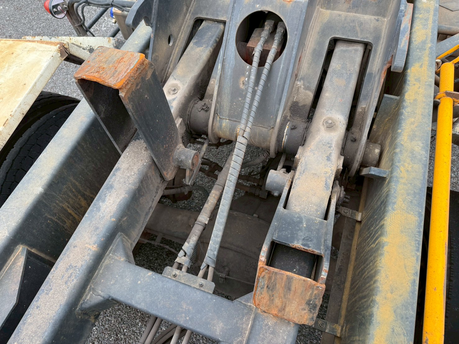 三菱 中型増トン標準  アームロール LKG-FK62FZ