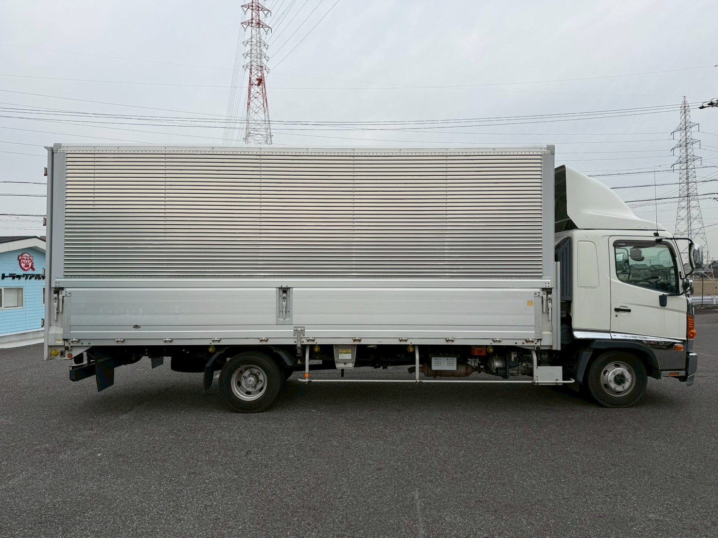 日野 中型ワイド  アルミウィング SKG-FD9JLAA