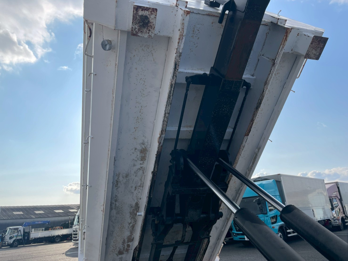 いすゞ 中型増トン標準 フォワード アームロール PKG-FSR34S2