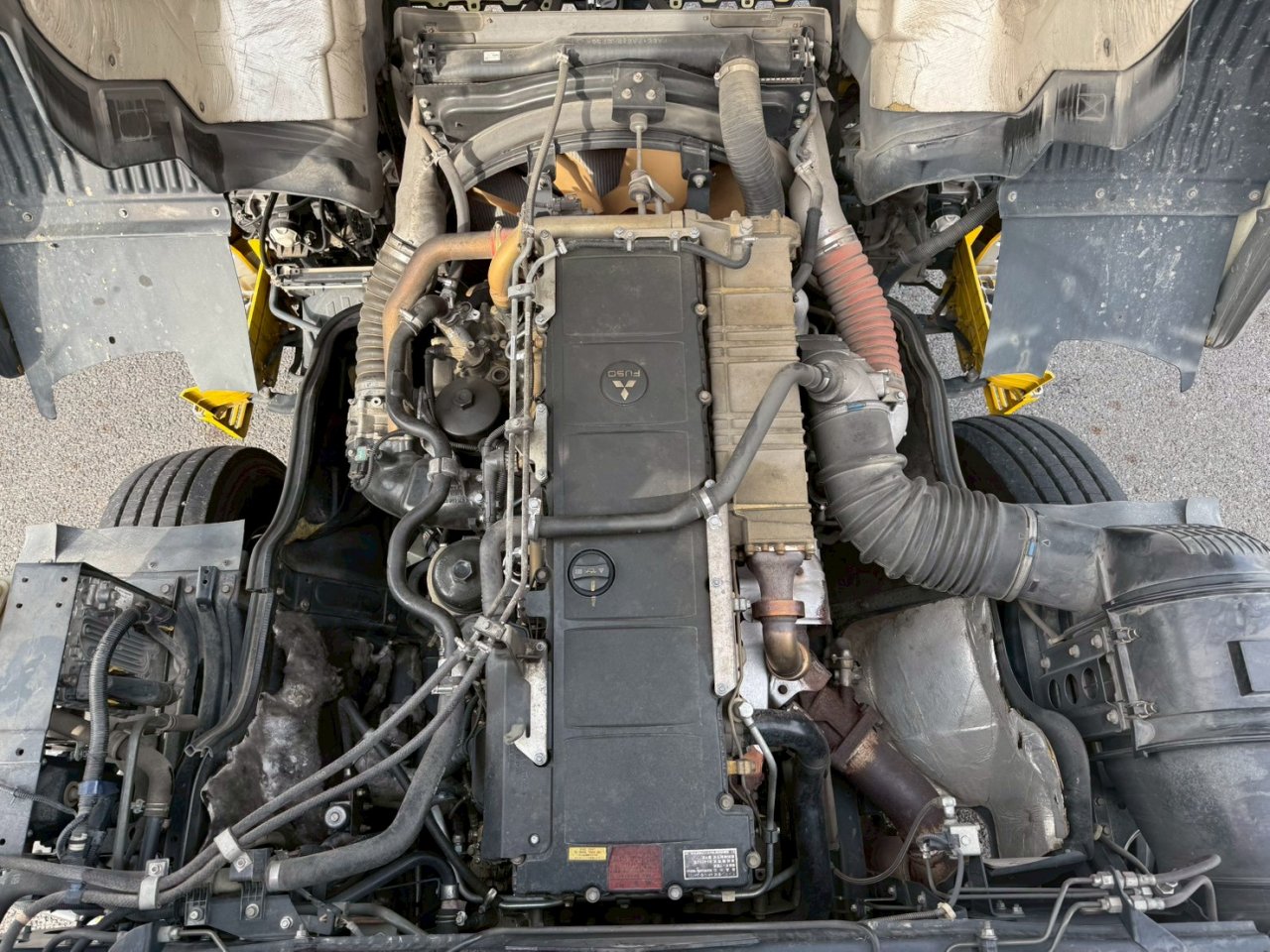 三菱 10t超 スーパーグレート トラクタ QKG-FV60VJR