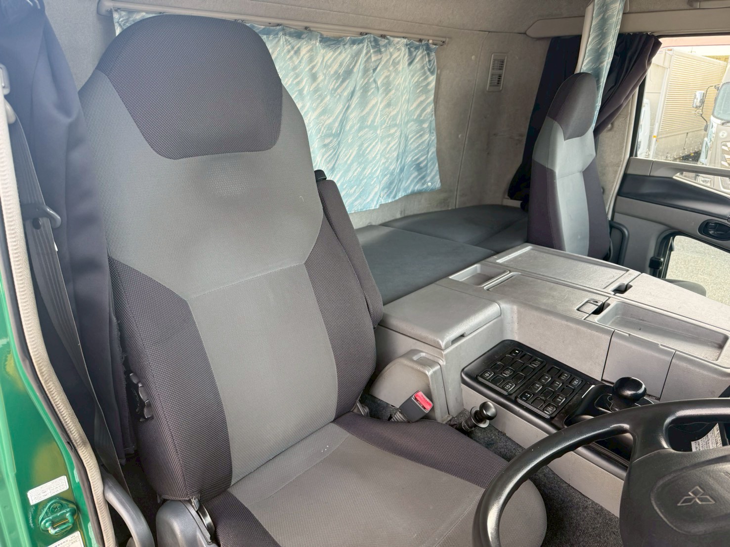 三菱 10t超 スーパーグレート トラクタ QKG-FV60VJR