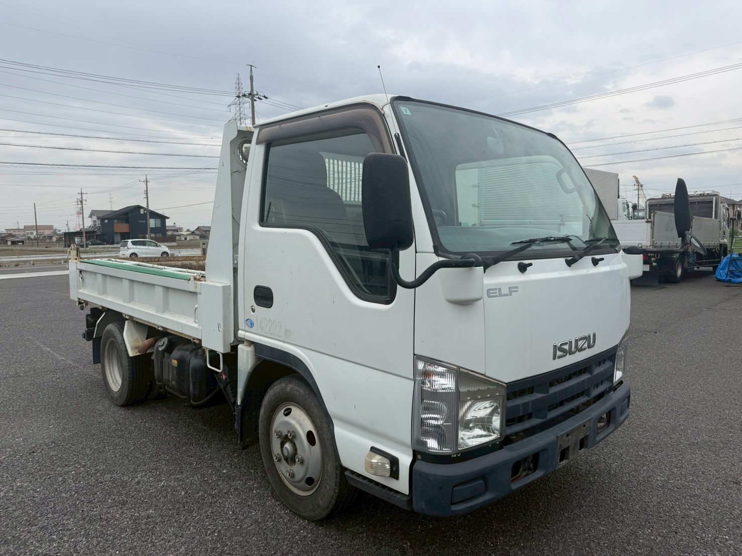 いすゞ 小型標準  ダンプ TKG-NJR85AD