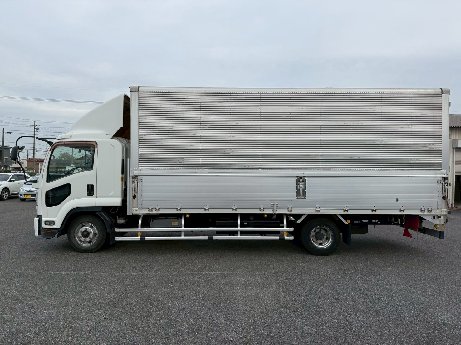 いすゞ 中型ワイド フォワード アルミウィング TKG-FRR90S2