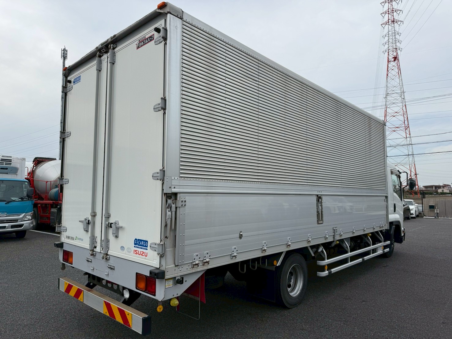 いすゞ 中型ワイド フォワード アルミウィング TKG-FRR90S2