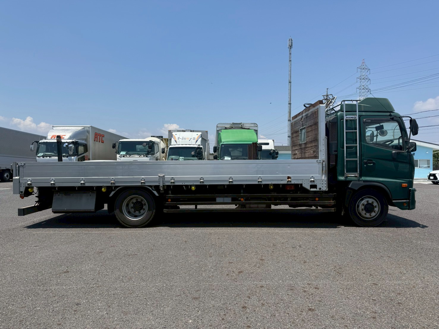 日野 中型増トンワイド  平ボディ 2PG-FE2ABG